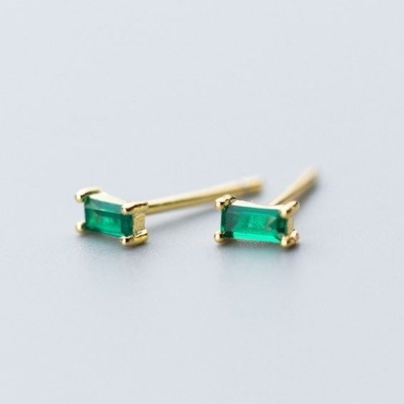 Small Emerald 925 Gold Studs Earrings - EOS002 Gold - Picture 1 of 11
